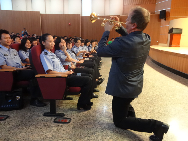 平博小号表演艺术家Jens Lindemann（彦斯·林德曼）荣获加拿大勋章